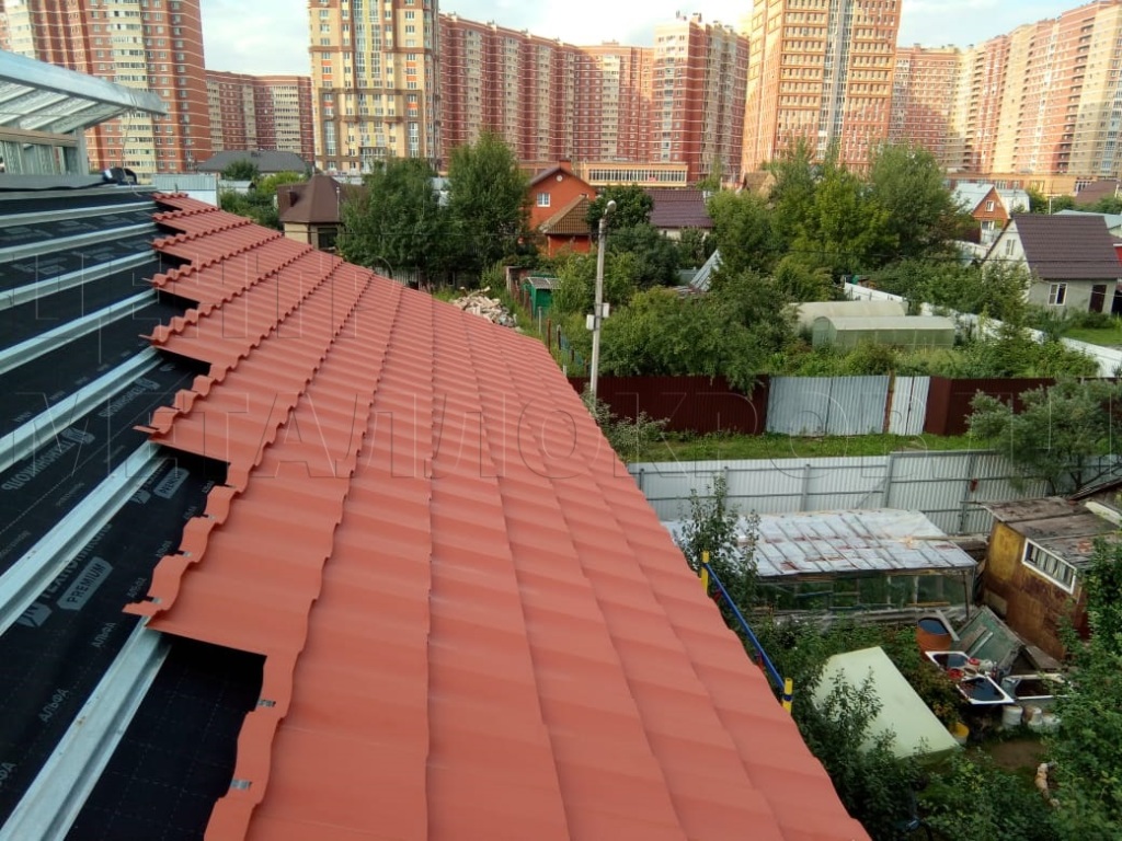Металлочерепица Геркулес 8004 терракотовый Стальной Бархат от Центра Металокровли в Вологде